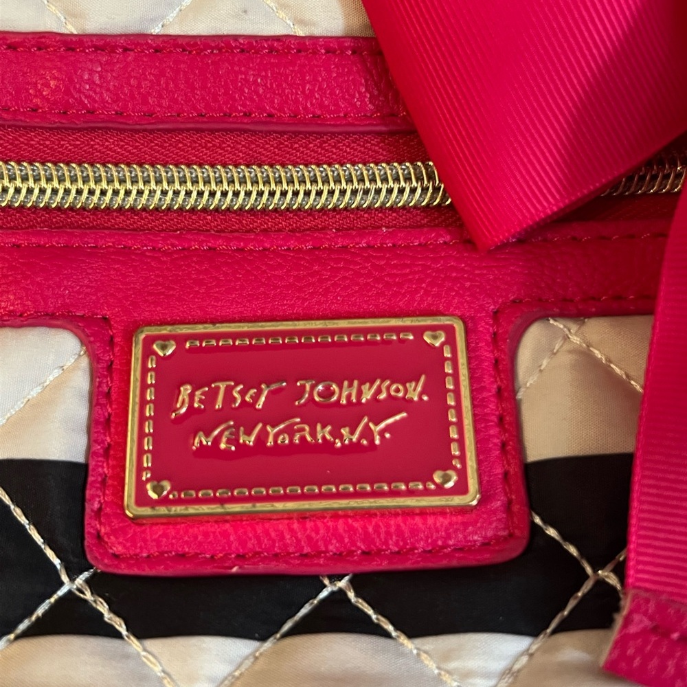 Betsy Johnson duffel overnight weekender bag - Picture 3 of 11